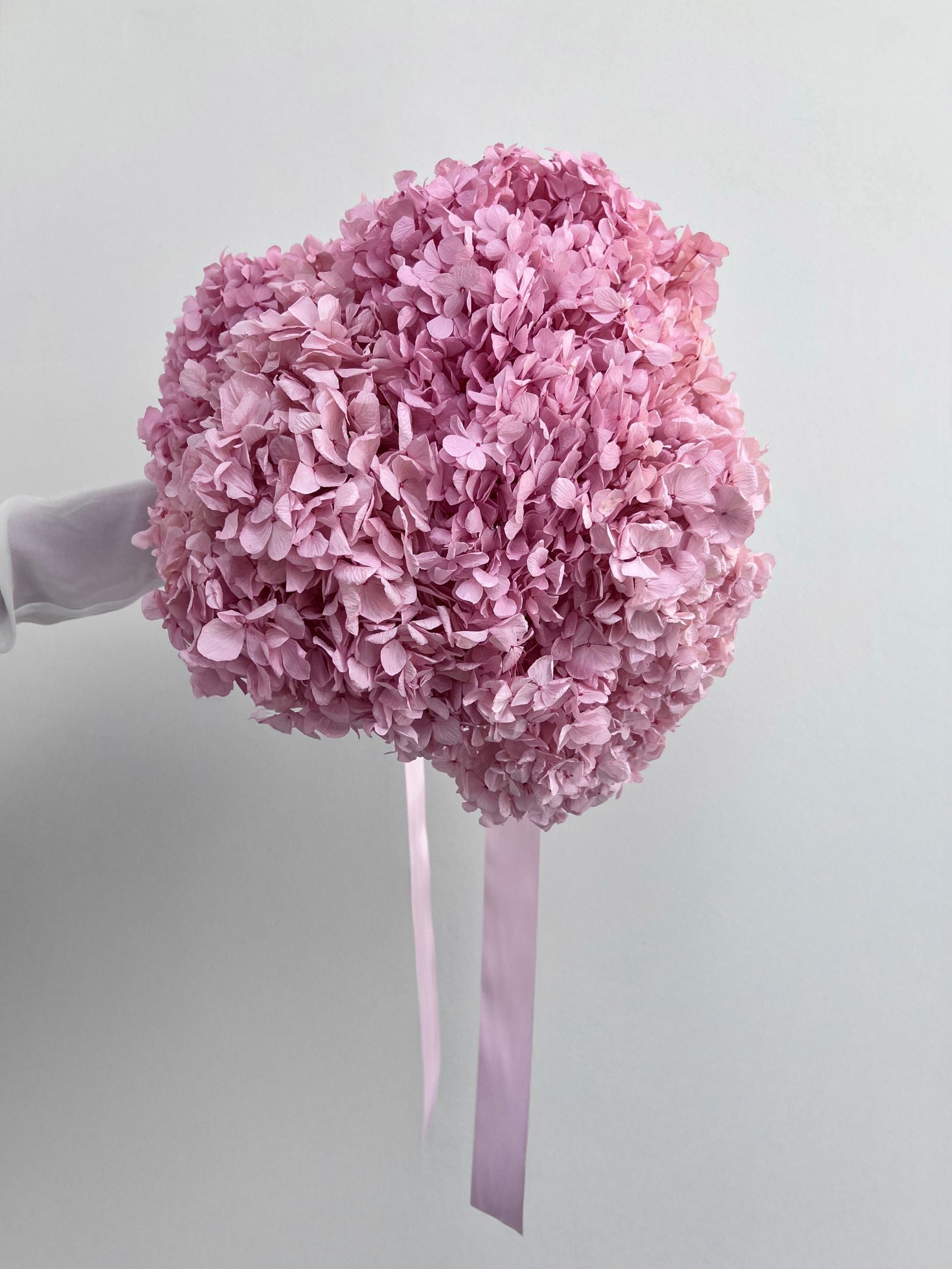 Cadillac Blush – Cadillac Pink Large Petal Preserved Hydrangea Bouquet – Classic