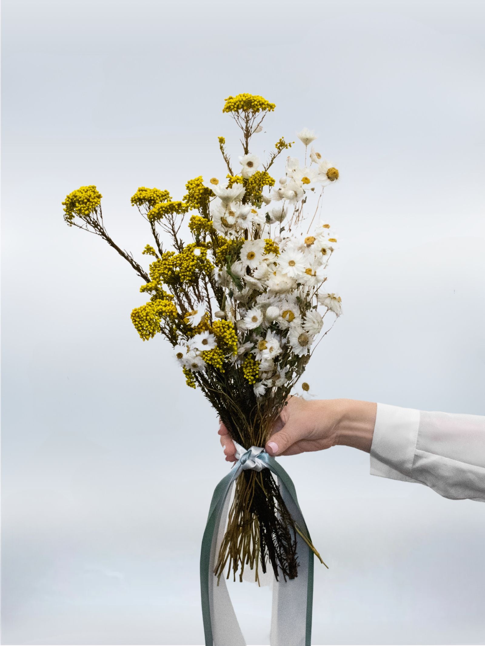 Gracie β White and Mustard Yellow Dried and Preserved Flower Bouquet β Classic