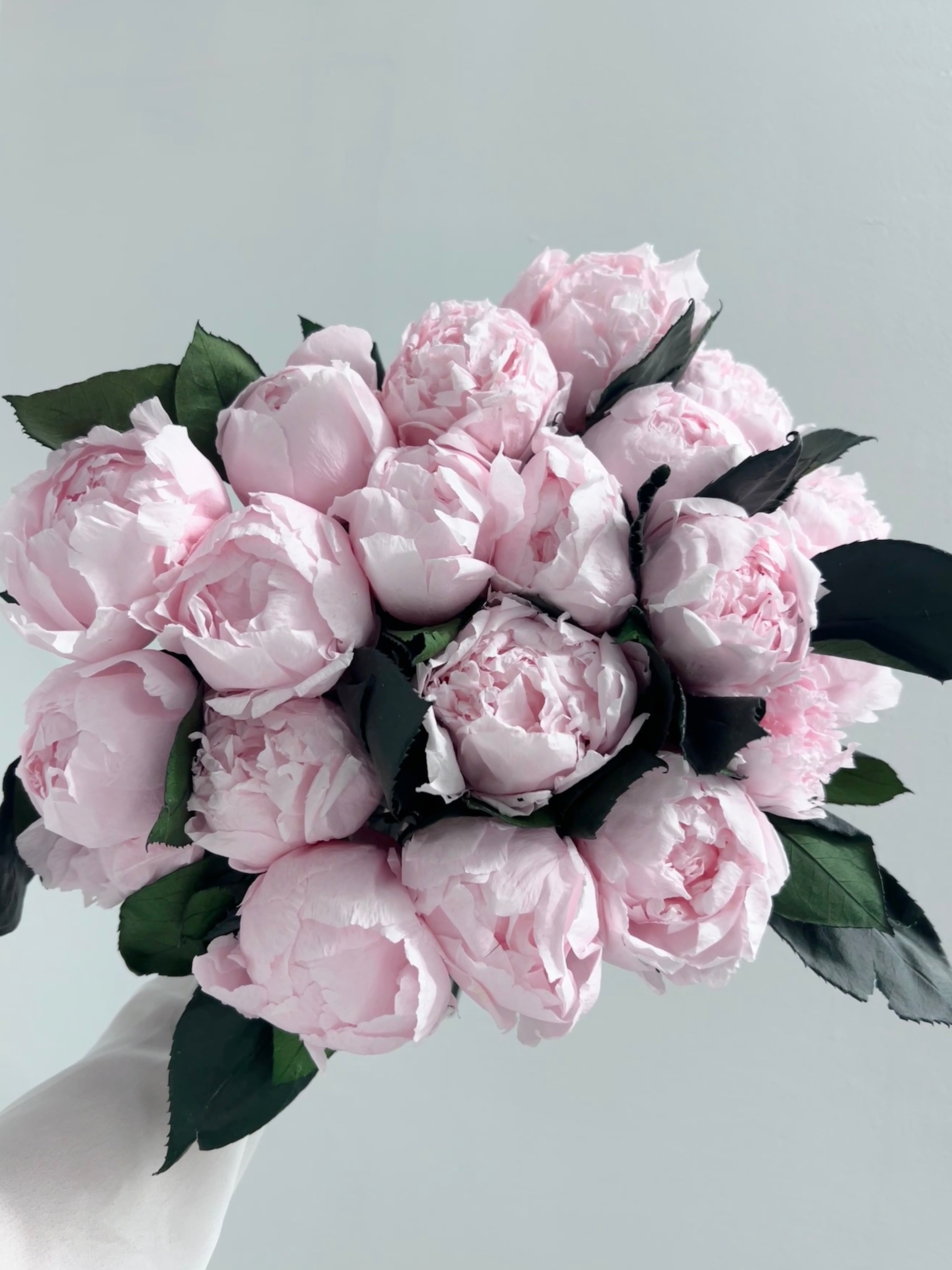 Eternelle – Grand Luxurious Preserved Peony Bouquet - Luxe